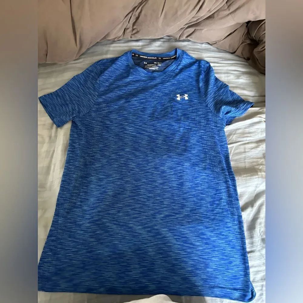 Under Armour Tshirt